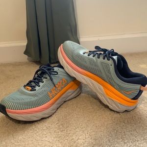 HOKA ONE ONE